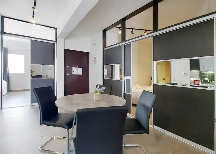 A Cozy Renovated Studio